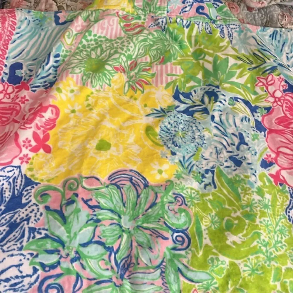 Lilly Pulitzer hoodie towel